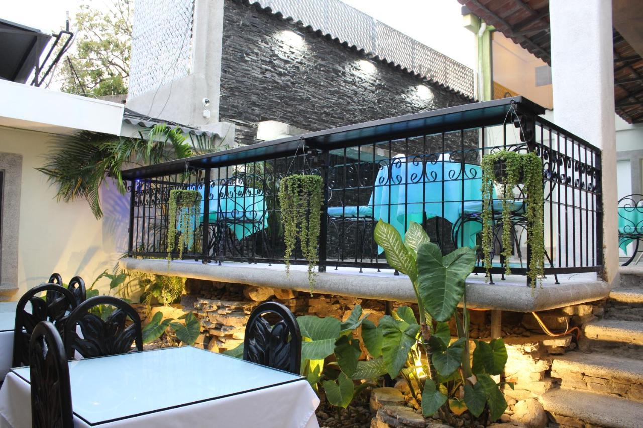 Hotel Villa Antigua Сан-Сальвадор Екстер'єр фото